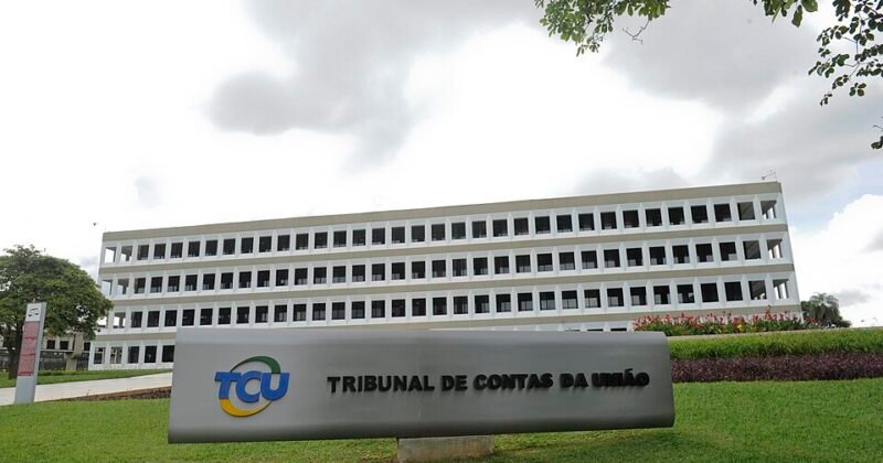 Vista externa (fachada) do prédio do Tribunal de Contas da União - TCU.